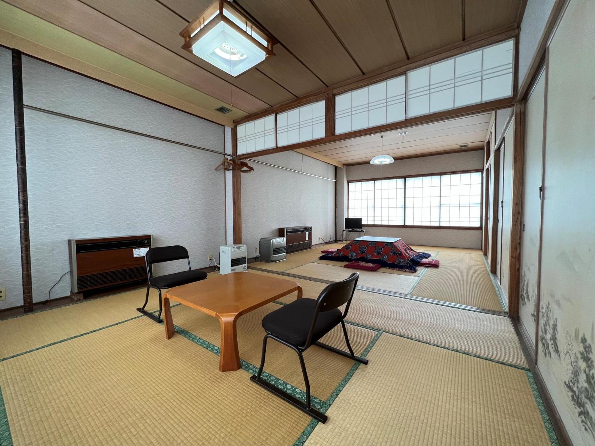 Eho Ryokan Миоко Екстериор снимка
